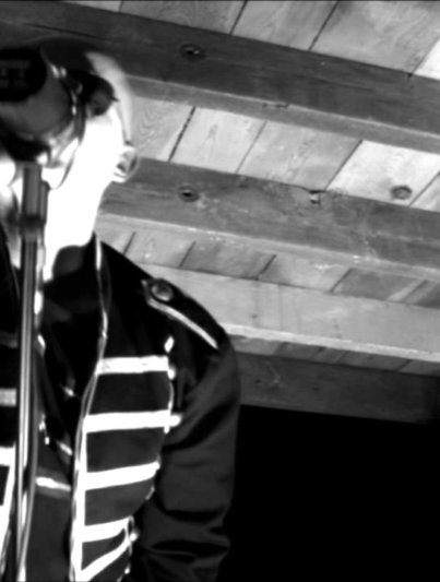 love in cage minimal sound