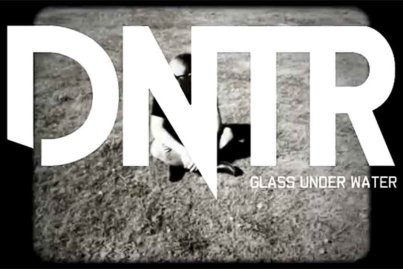 DNTR Glass Under Water