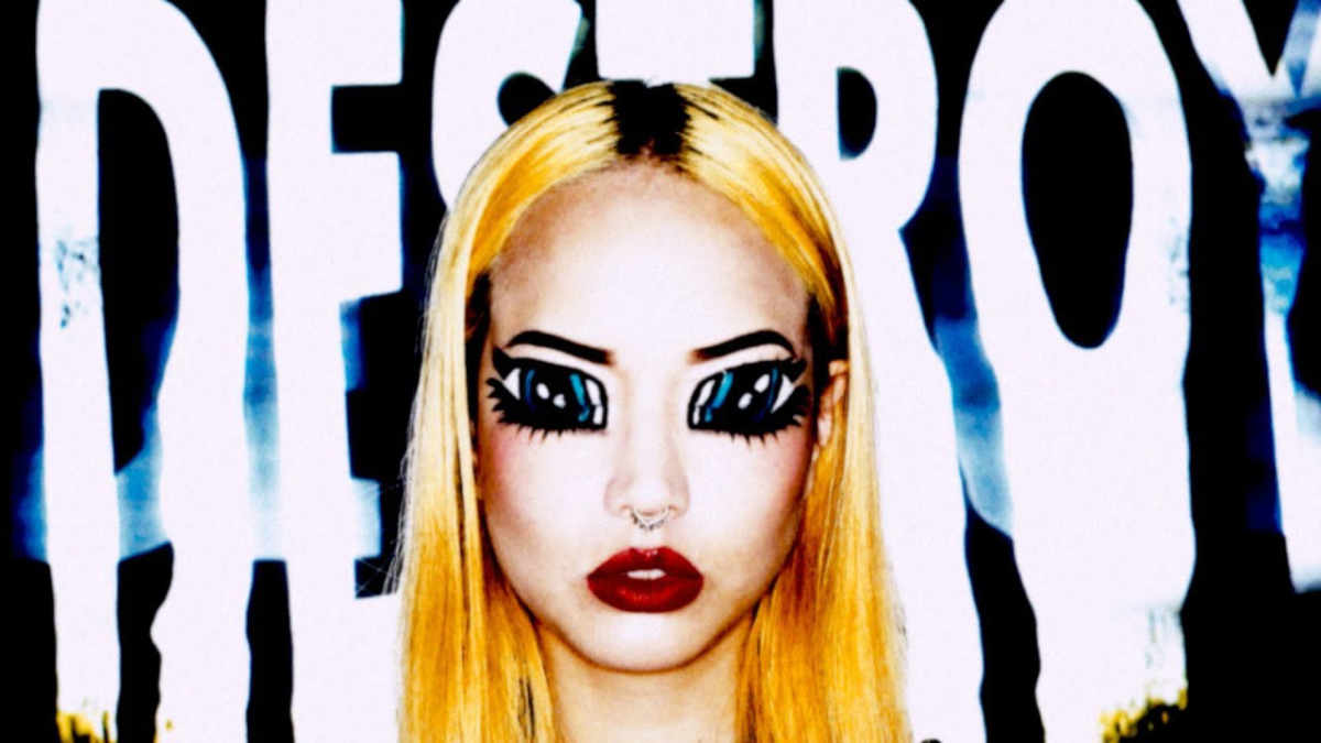 Amelia Arsenic - To Love Is To Destroy