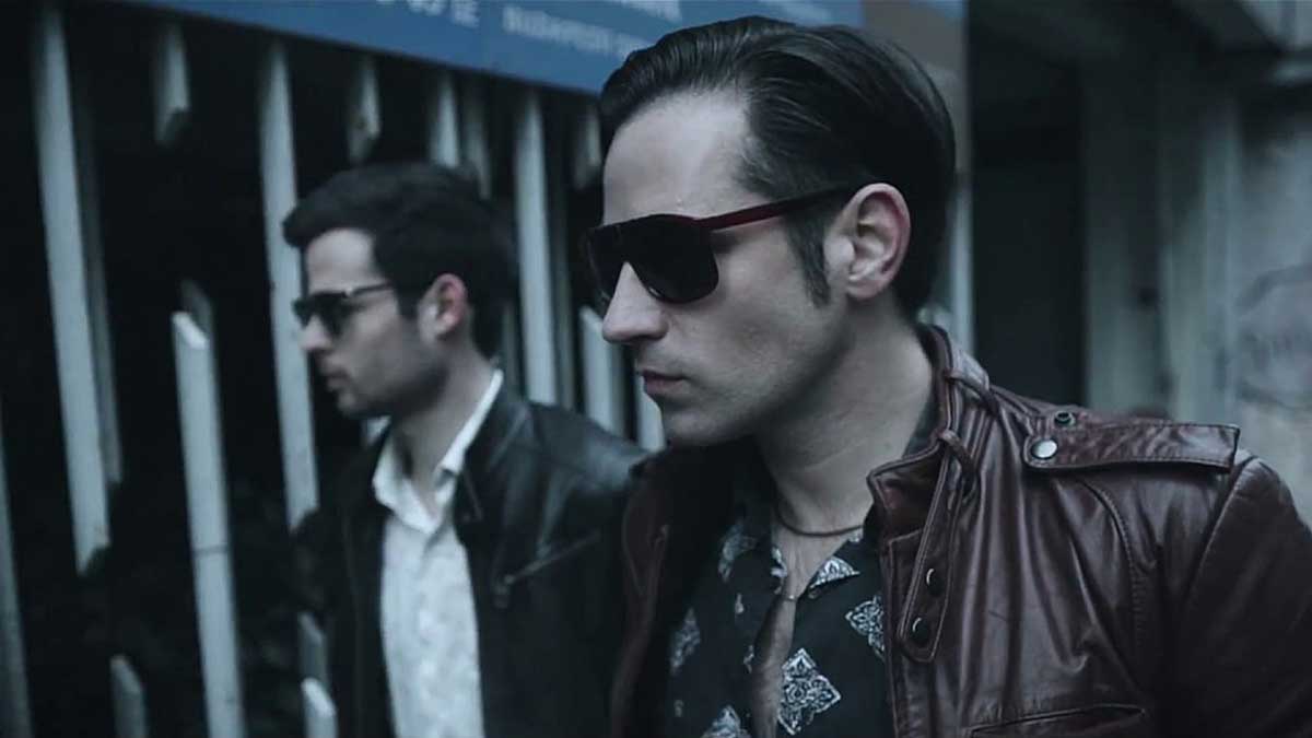 Maneuver Maneuver Locked Out