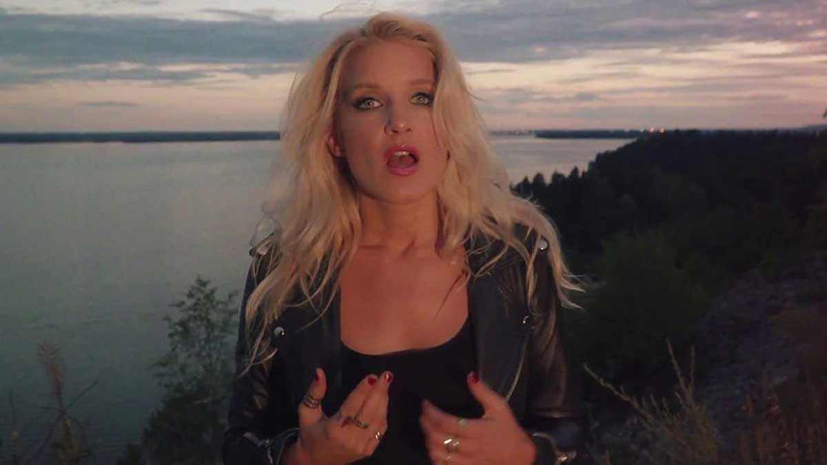 Nina Counting Stars