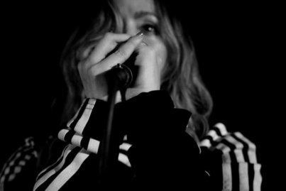 The Ting Tings - Blacklight