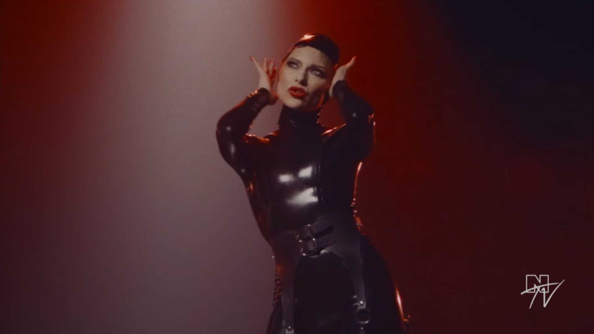 Boy Harsher - Machina (Feat. Ms. BOAN - Mariana Saldaña)
