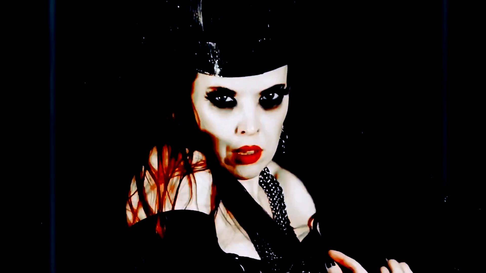 Damsel In The Dollhouse - In The Dark
