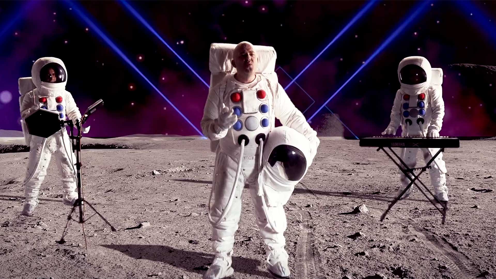mode one man on the moon