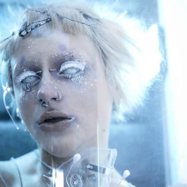 Sophie Meiers - Let Me Breathe