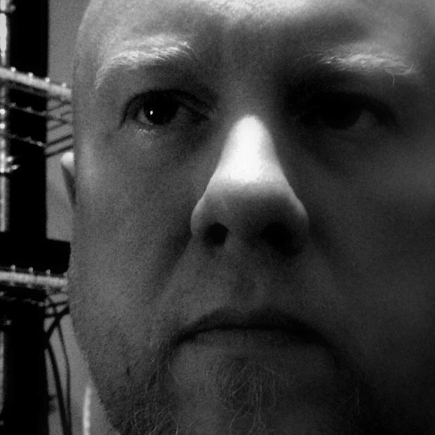 An intimate interview with Tom Shear (Assemblage 23)