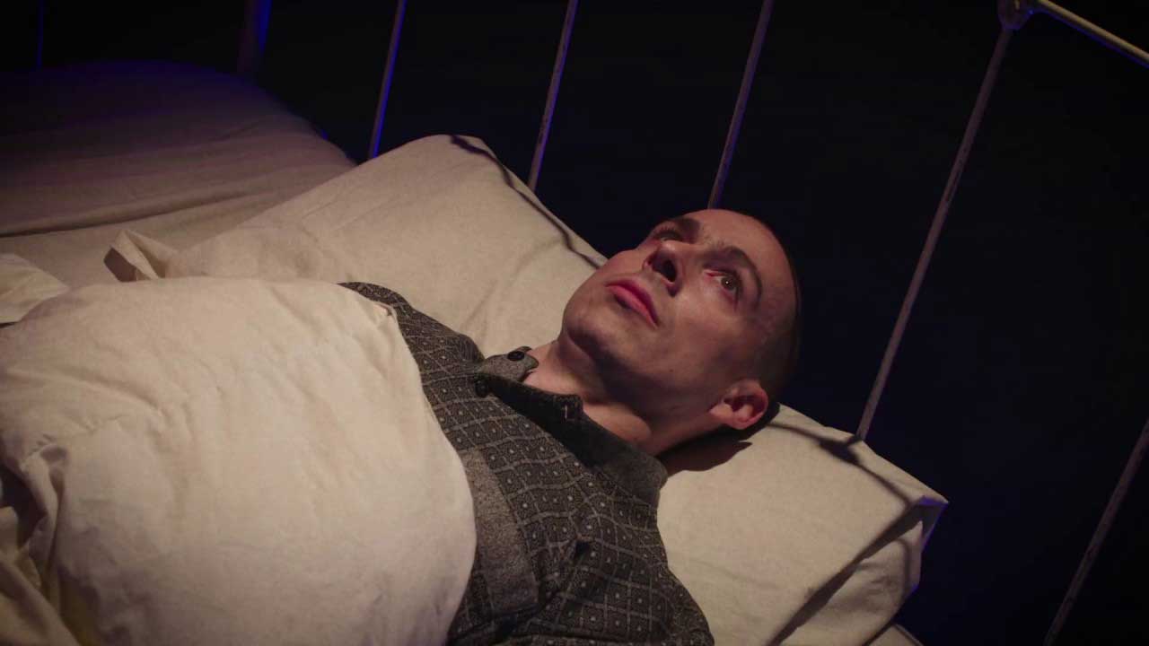 twins lie awake